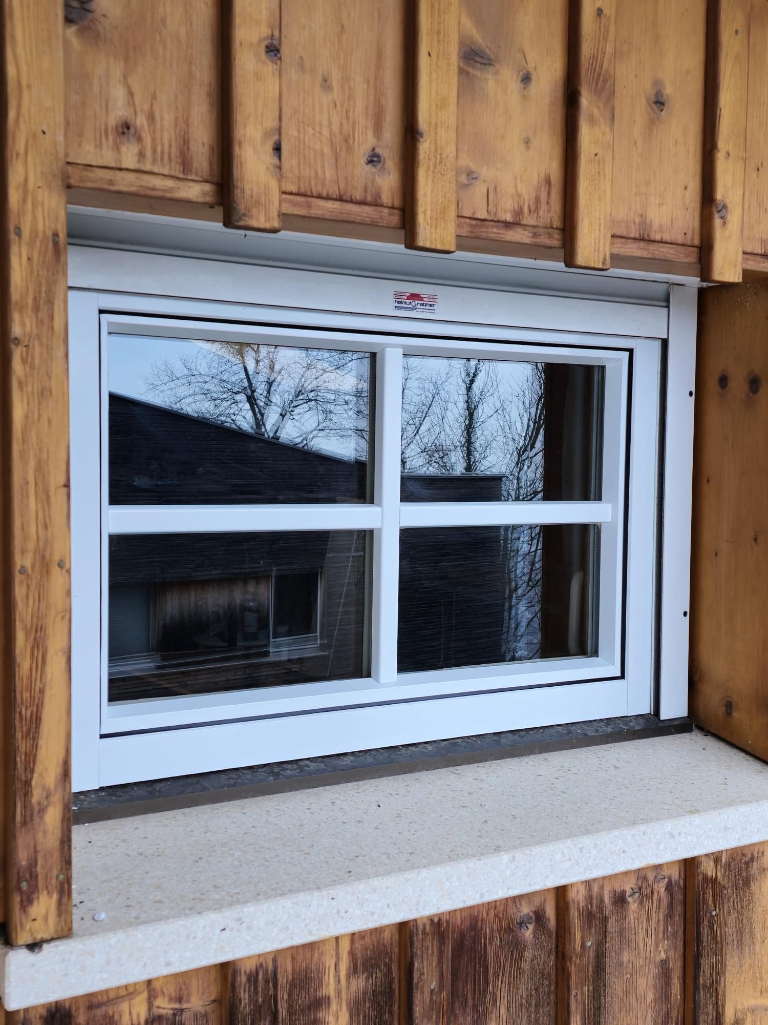 Fenster klein nachher Aluminiumverkleidung