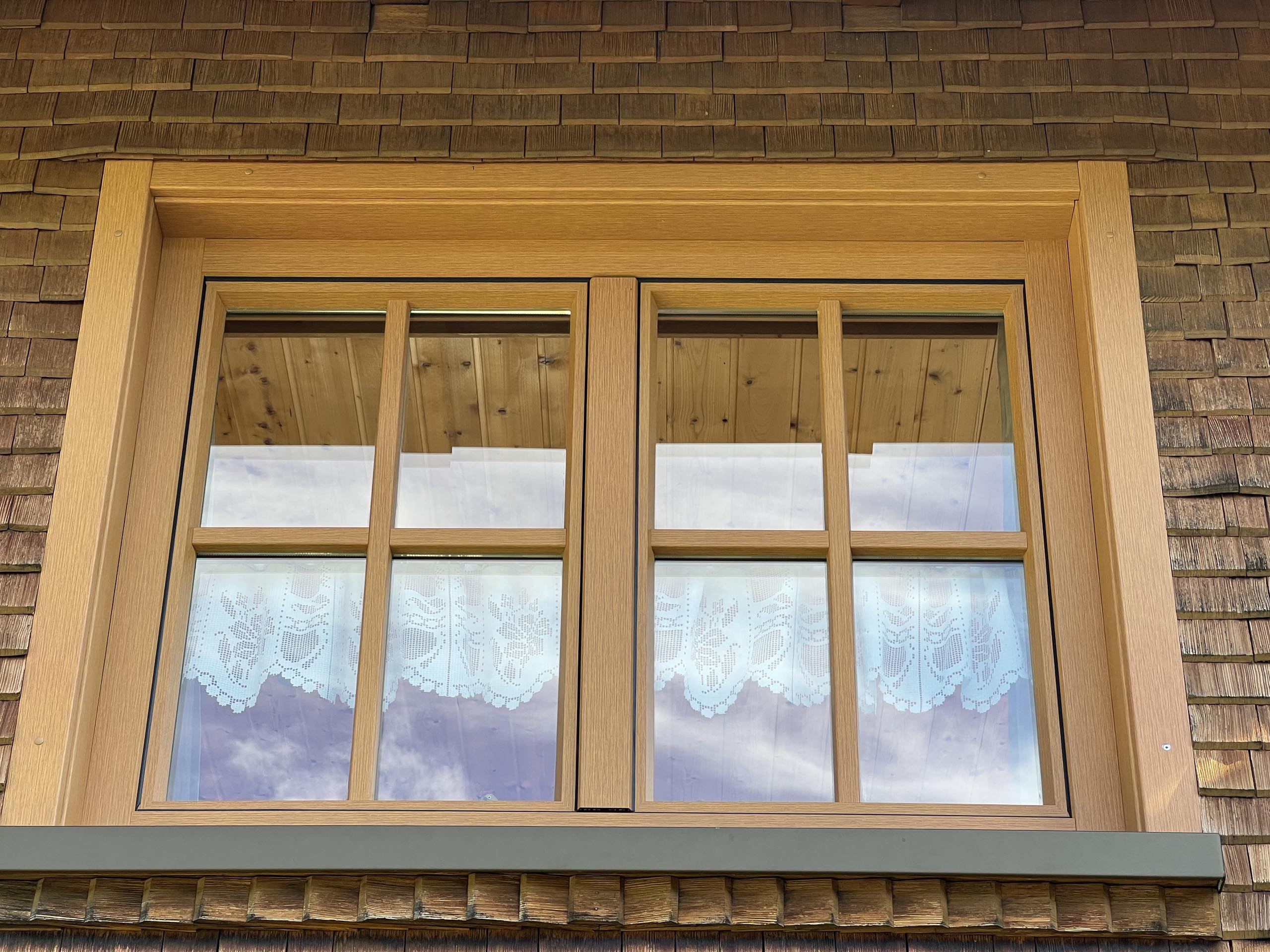 Fenster renoviert mit Aluminium in Eiche Dekor