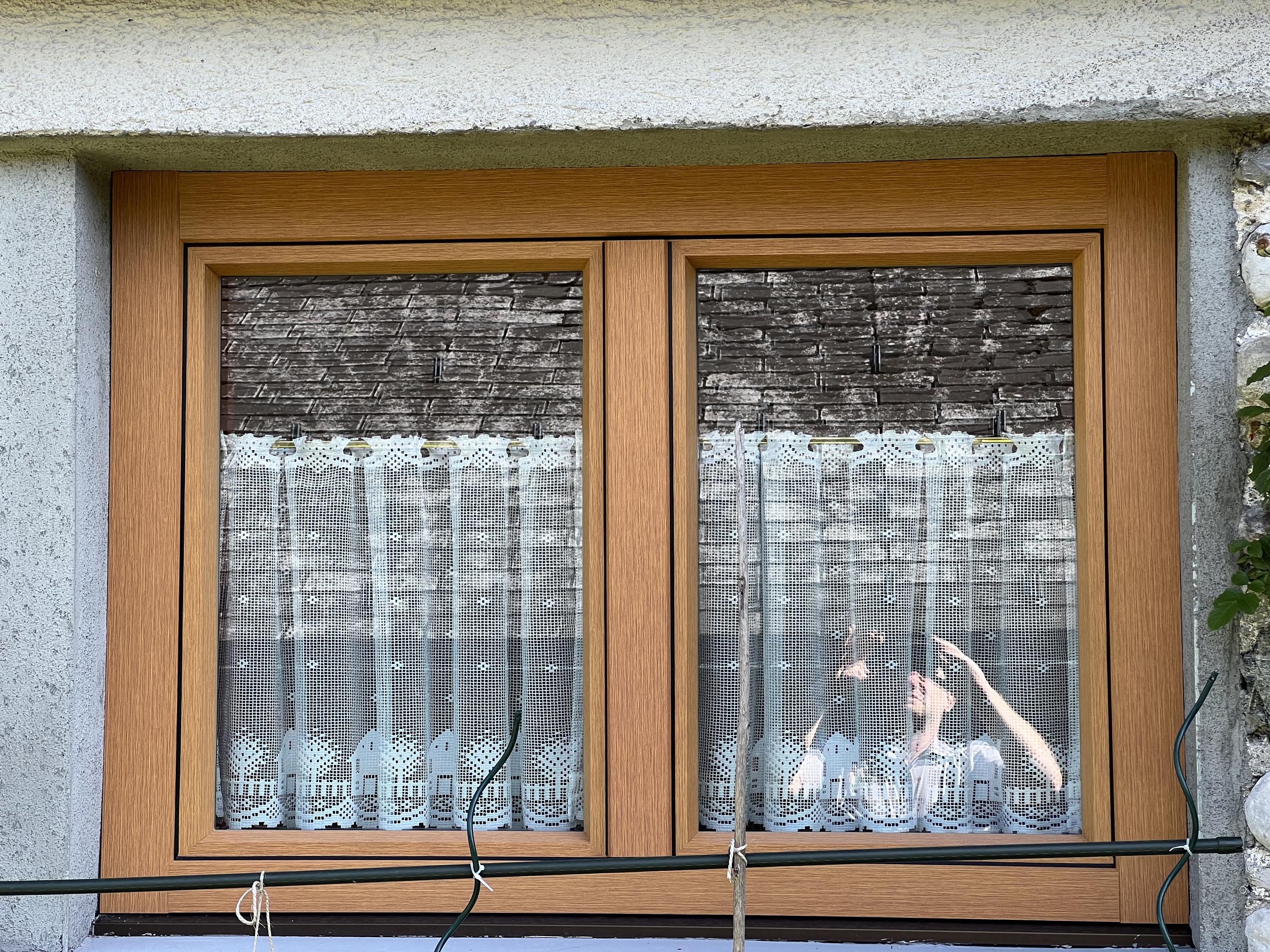 Fenster renoviert mit Aluminium in Eiche Dekor
